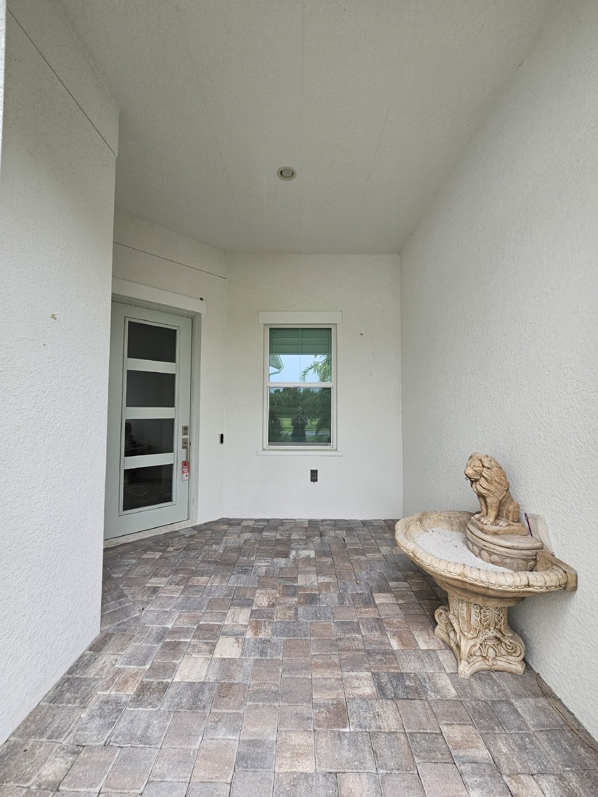 9007 St. Lucia Dr - 1 property image