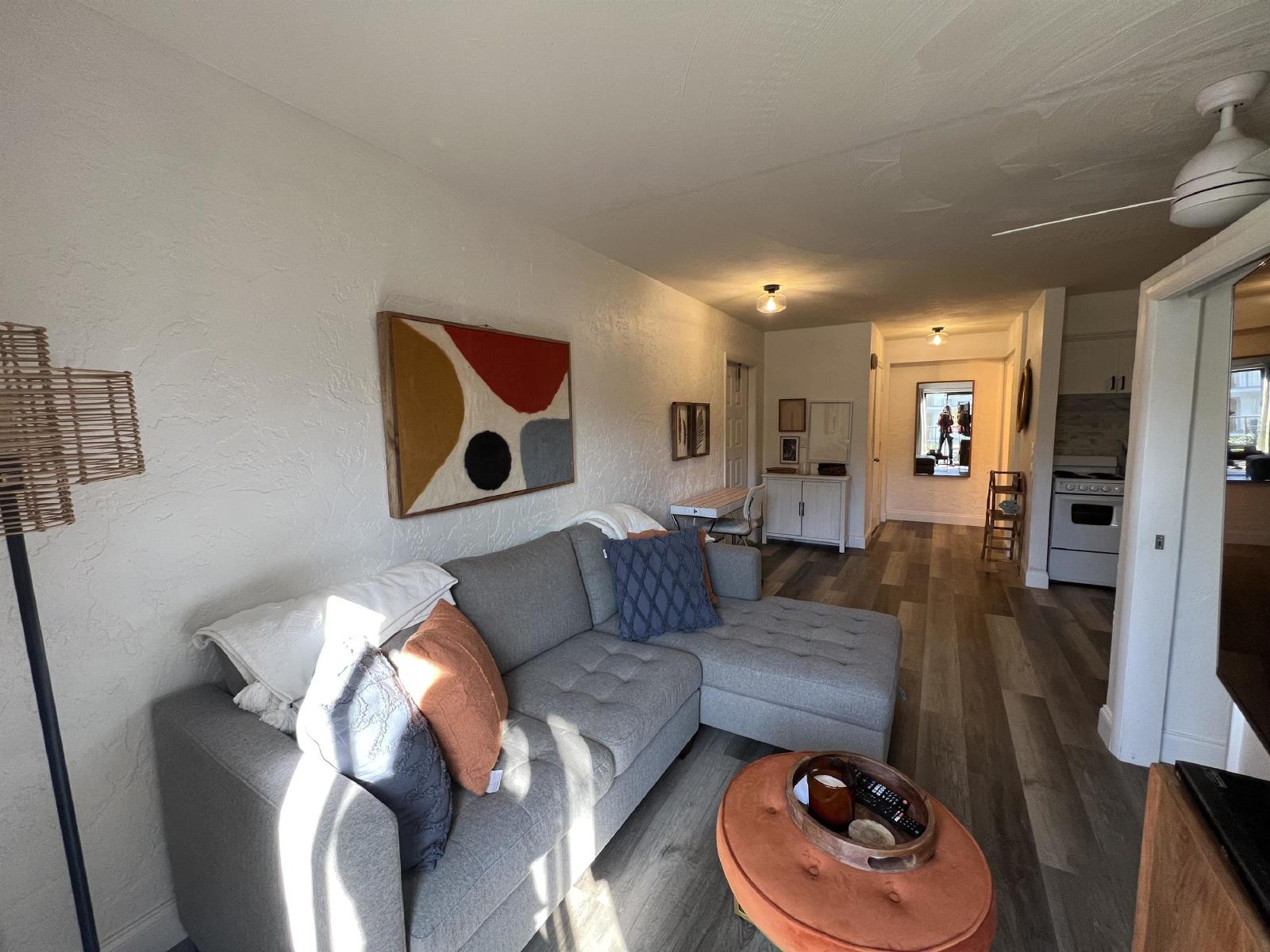 828 Wiggins Pass Road - 9 property image