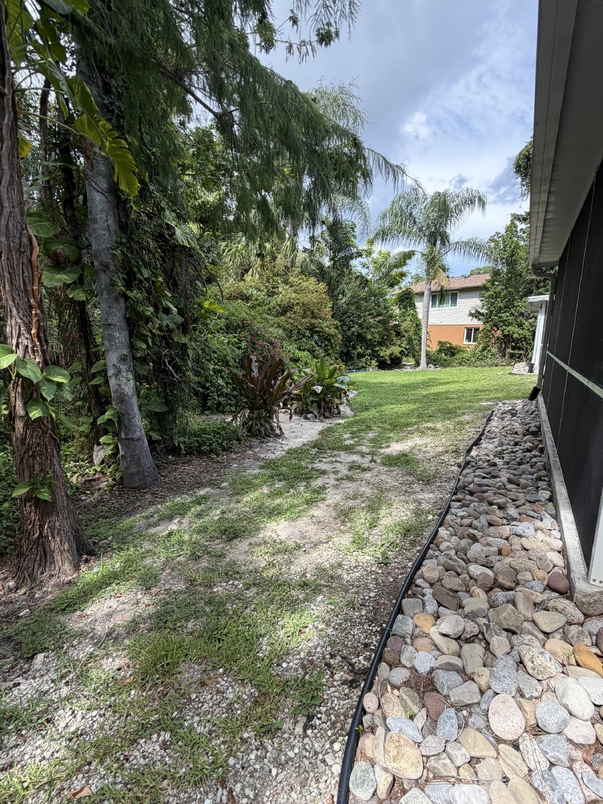 9209 Seville Road - 1 property image