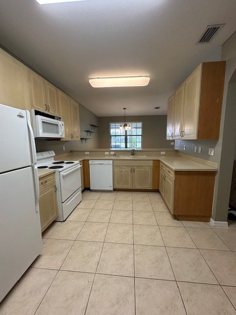 14732 Sutherland Avenue Unit 332 - 332 property image