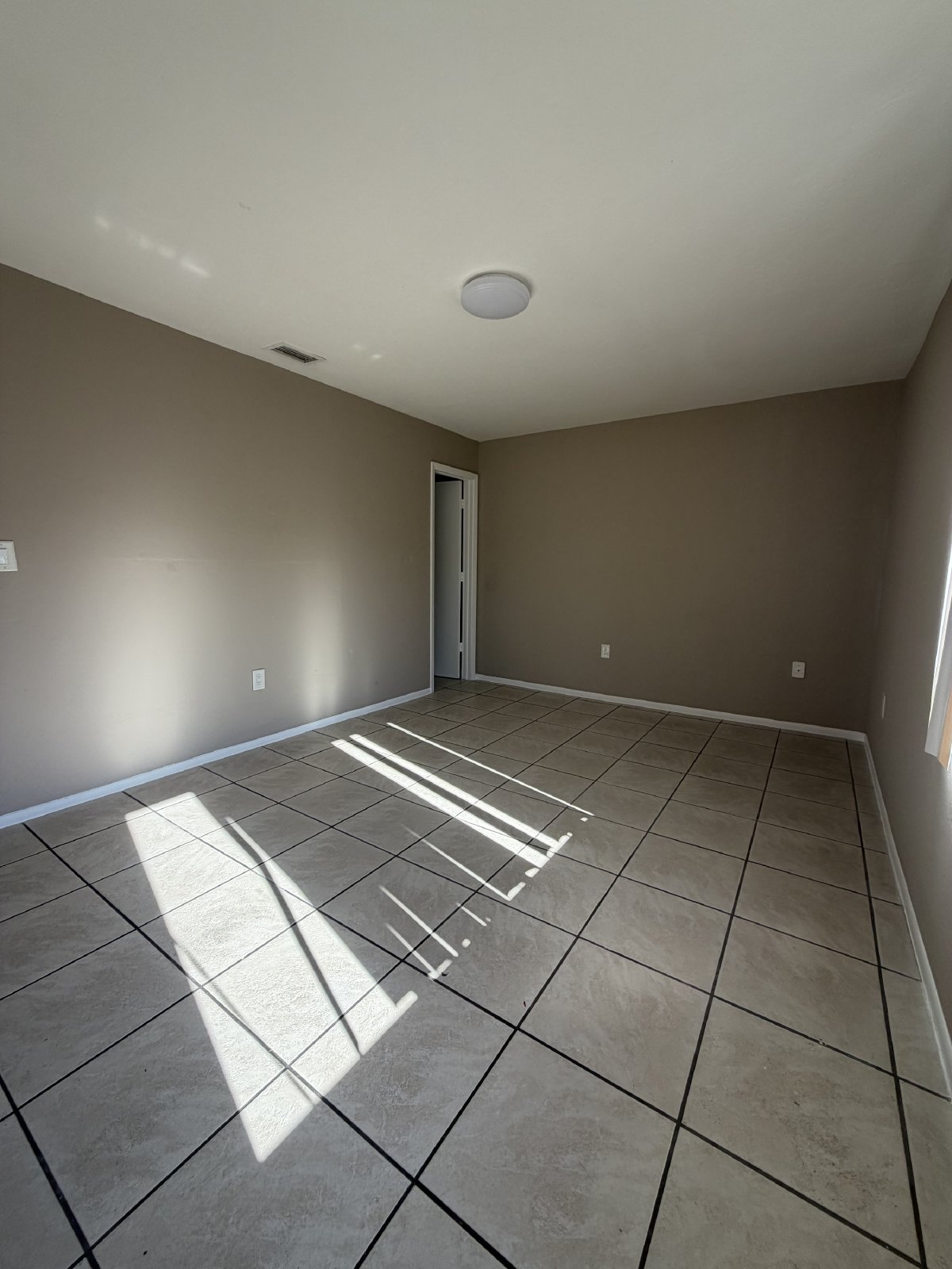 4214 Desoto Avenue - 42 property image