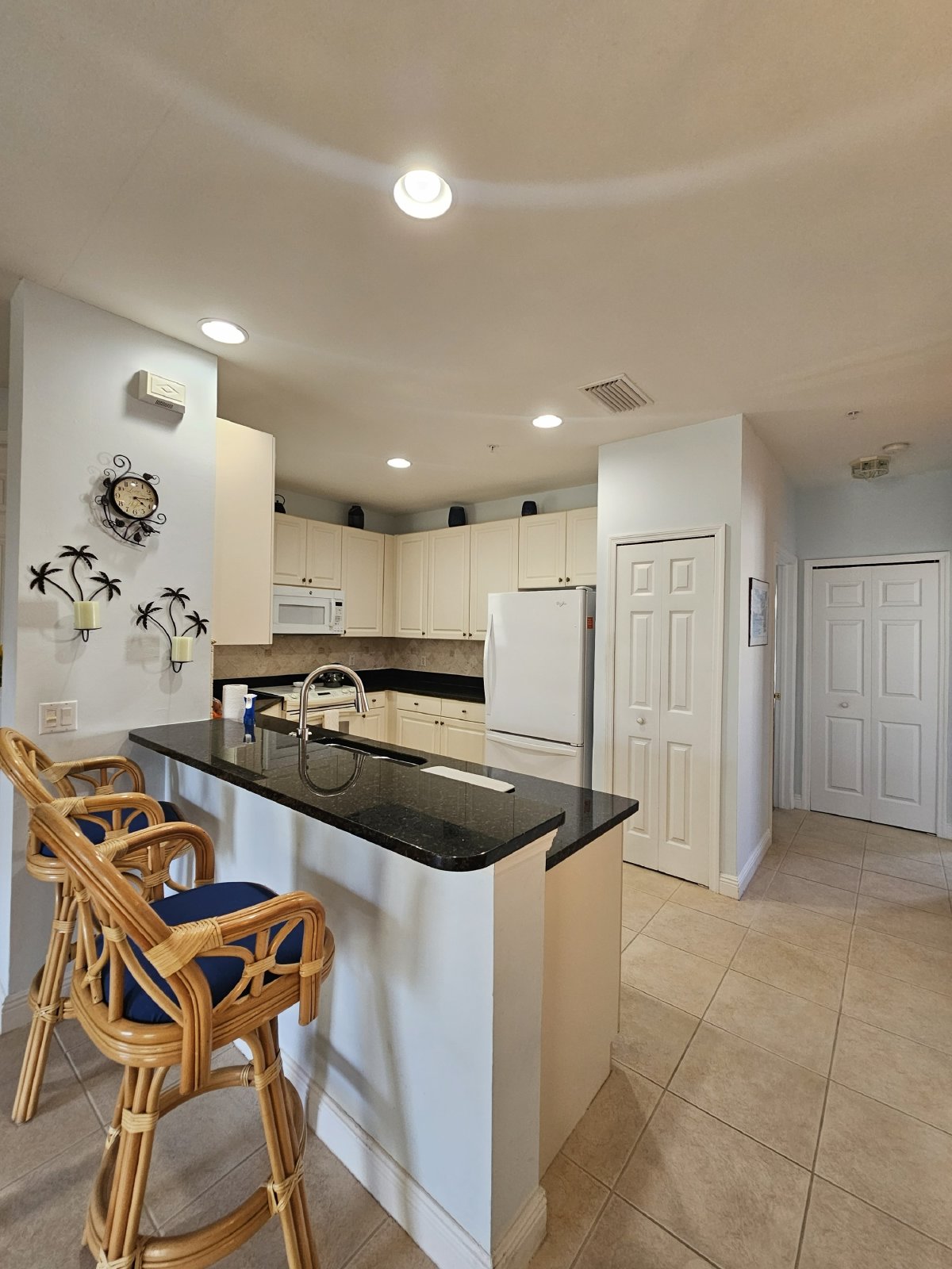 1405 Sweetwater Cove - 204 property image